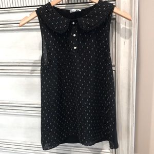 Elle black & white top Size M